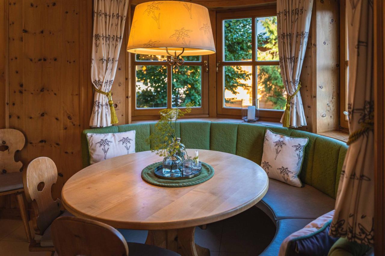 Chalet Crown Of The Alps By We Rent Zell am See Exterior foto